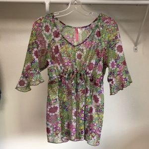 Cinnamon girl top size 6